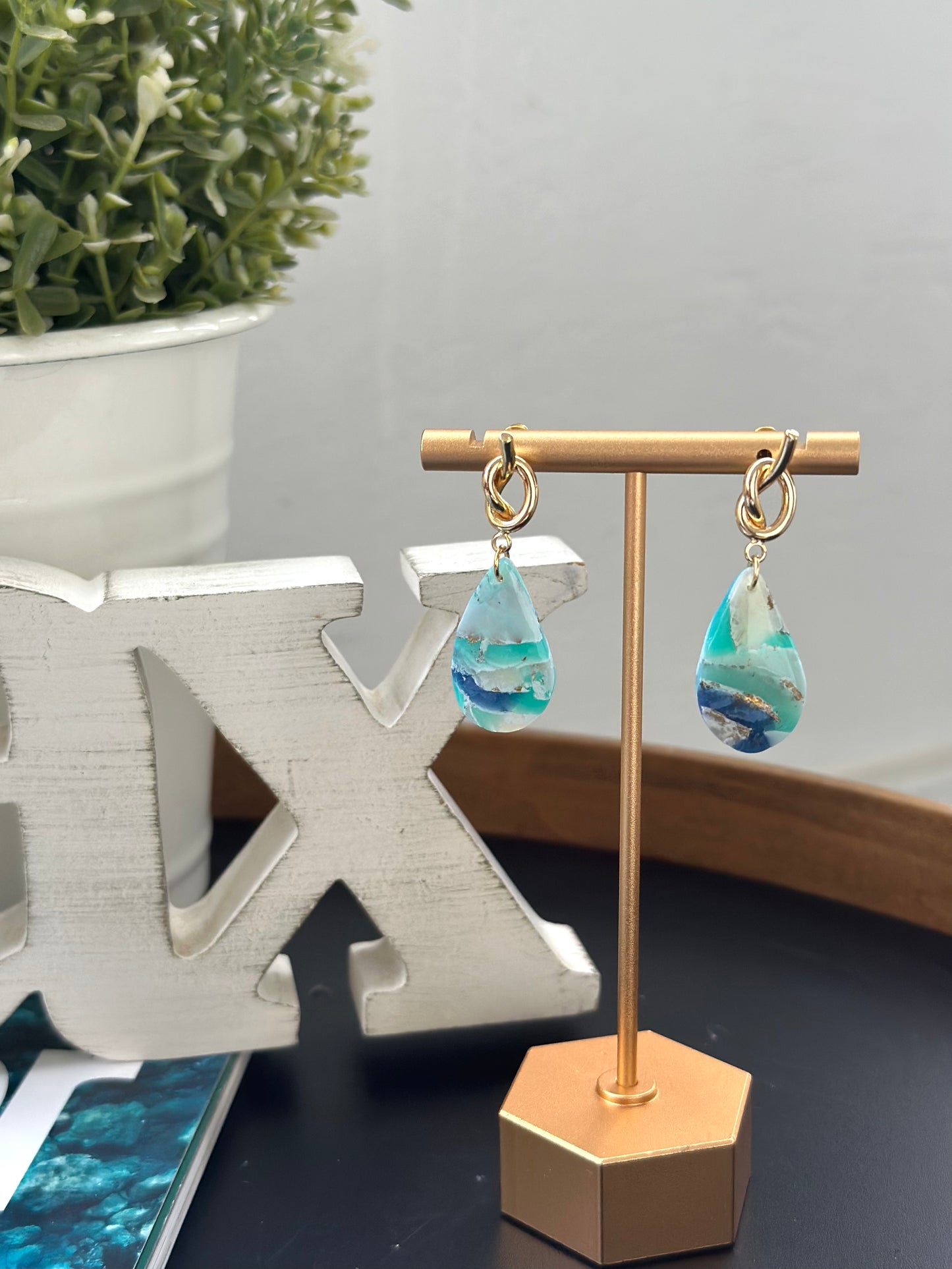 Sea Hue Dangle Collection